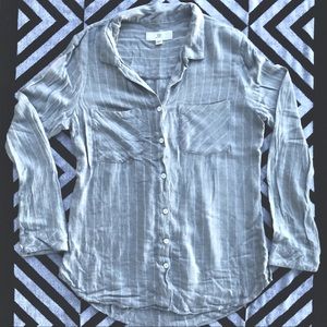 2/$15🌺Thread & Supply Women’s Blouse